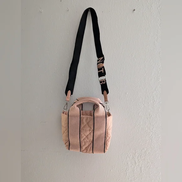 Zara Stylish Pink Quilted Women's Bag - Picture 1 of 6